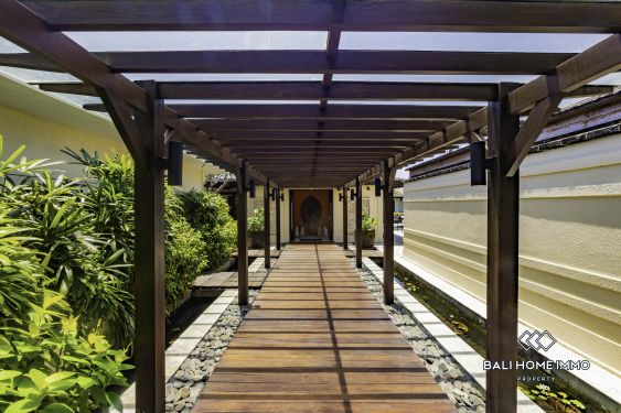 Image 20 from Villa pittoresque de 6 chambres avec vue sur l'océan à vendre en pleine propriété à Pandawa