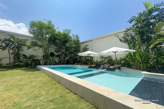 Image 8 from Apartemen 1 Kamar Tidur dengan Pemandangan Kolam Renang Disewakan Tahunan di Seminyak yang Damai