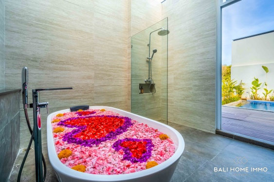 Image 18 from Villa 3 Kamar untuk Dijual dan Disewa dengan Pemandangan Teluk & Pegunungan Dekat Nusa Dua