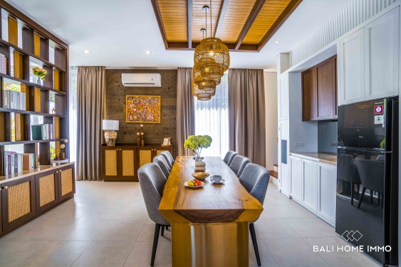 Image 9 from Villa 3 Kamar untuk Dijual dan Disewa dengan Pemandangan Teluk & Pegunungan Dekat Nusa Dua