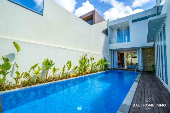 Image 1 from Villa 3 Kamar untuk Dijual dan Disewa dengan Pemandangan Teluk & Pegunungan Dekat Nusa Dua