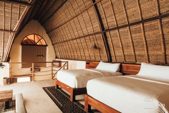 Image 13 from VILLA DE LUXE DE 8 CHAMBRES À VENDRE EN BAIL IMMOBILIER - INVESTISSEMENT LOCATIF À HAUTE RENTABILITÉ