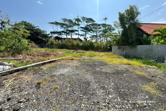 Image 3 from Prime 270 sqm Land for sale in Cemagi