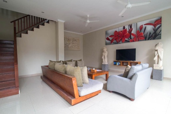 Image 2 from Vila Mewah 4 Kamar Dijual Dekat Pantai Echo, Dapat Dilalui dengan Berjalan Kaki