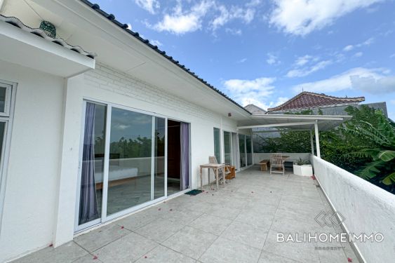 Image 13 from Quiet Place 4 Bedroom Villa for Sale in Seminyak Oberoi Bali