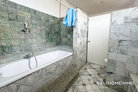 Image 12 from Quiet Place 4 Bedroom Villa for Sale in Seminyak Oberoi Bali