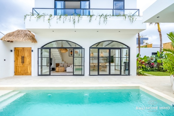 Villa raffinée de 2 chambres à vendre en bail emphytéotique à Bingin
