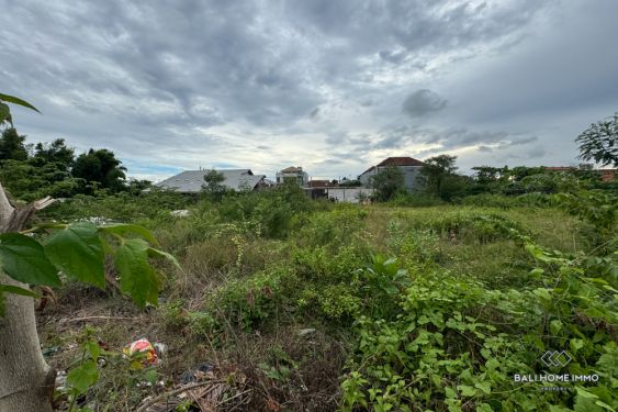 Image 2 from Terrain résidentiel de 8,7 ares à vendre en bail à Bali Seminyak