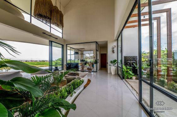 Image 7 from Villa familiale de 3 chambres avec vue sur les rizières à vendre à Bali Nord Canggu