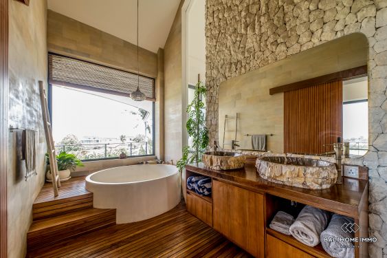 Image 20 from Villa familiale de 3 chambres avec vue sur les rizières à vendre à Bali Nord Canggu