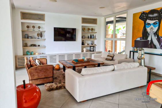 Image 4 from Villa Pemandangan Sawah 4 Kamar Dijual di Bali Kerobokan