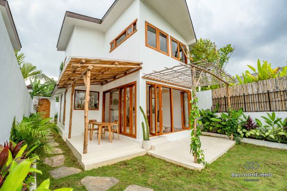 Image 1 from villa de 2 chambres à coucher avec vue sur la rizière à vendre en bail à Bali Canggu