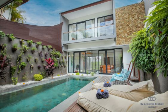 Image 1 from Villa 2 Kamar Berpemandangan Sawah Dijual Hak Milik di Sisi Perumahan Canggu Bali