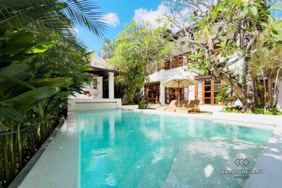 Villa 3 Kamar berpemandangan Sawah Disewakan di Bali Canggu Batu Bolong