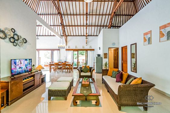 Image 2 from Ricefield View 3 Bedroom Villa for Rental in Bali Canggu Berawa