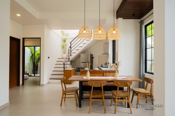 Image 4 from Ricefield View 3 Bedroom Villa for Rentals in Bali Canggu Echo Beach