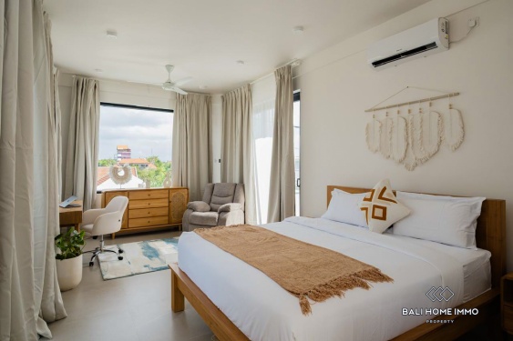 Image 8 from Ricefield View 3 Bedroom Villa for Rentals in Bali Canggu Echo Beach