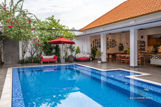 Image 2 from villa de 3 chambres à coucher avec vue sur la rizière à vendre en bail à Bali Kerobokan