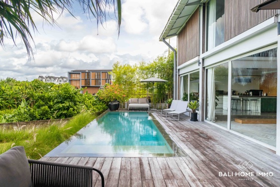 Image 2 from Ricefield view 4 Bedroom Villa for rent in Babakan Canggu