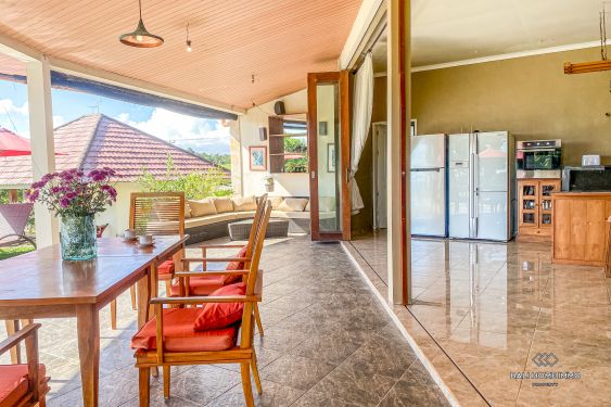 Image 8 from Vila dengan pemandangan sawah 3 kamar tidur dijual hak milik di Bali Dekat Pantai Pasut