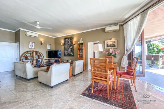 Image 5 from Vila dengan pemandangan sawah 3 kamar tidur dijual hak milik di Bali Dekat Pantai Pasut