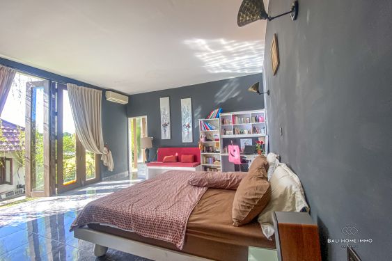 Image 11 from Vila dengan pemandangan sawah 3 kamar tidur dijual hak milik di Bali Dekat Pantai Pasut