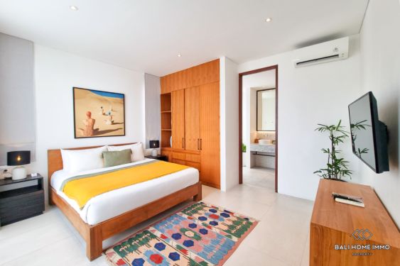 Image 15 from Ricefield View 4 Bedroom Villa inside Exclusive Residence for Sale in Berawa