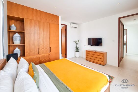 Image 14 from Ricefield View 4 Bedroom Villa inside Exclusive Residence for Sale in Berawa