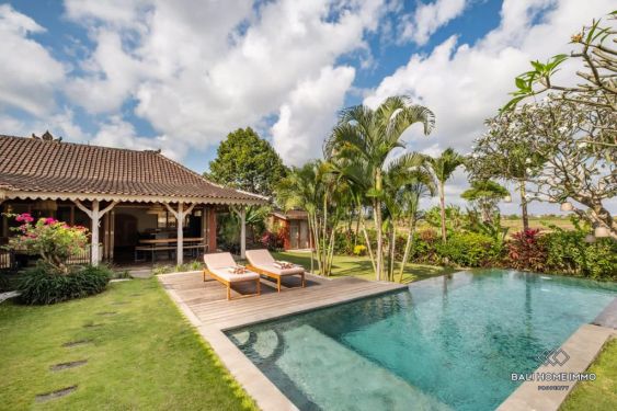 Image 1 from RICEFIELD VIEW 4 BEDROOM VILLA FOR MONTHLY RENTAL IN CANGGU RESIDENTIAL SIDE BALI