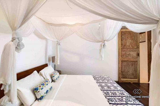 Image 17 from 6 Bedroom villa with garden for sale in Canggu Bali