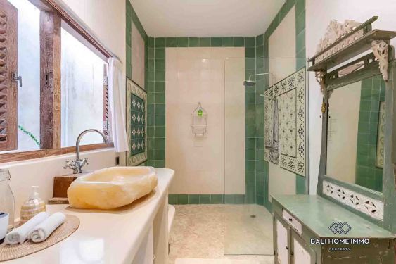 Image 20 from 6 Bedroom villa with garden for sale in Canggu Bali