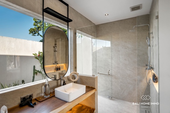 Image 16 from Villa dengan Pemandangan Sawah dan 6 Kamar Dijual di Ubud