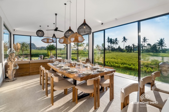 Image 6 from Villa dengan Pemandangan Sawah dan 6 Kamar Dijual di Ubud