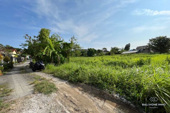 Image 3 from Vue sur le champ de riz Terrain à vendre avec option d'achat à Pererenan