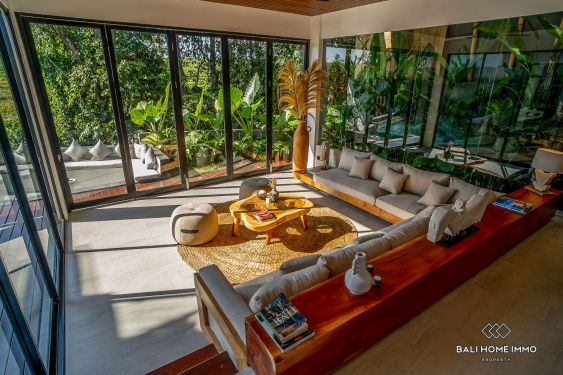 Image 4 from Villa 4 Kamar Modern Berpemandangan Sawah Dijual di Tepi Pantai Pererenan