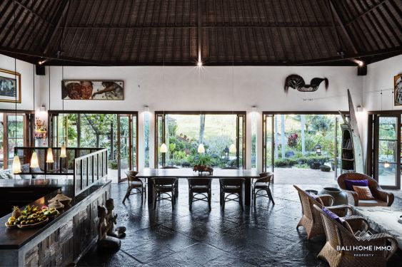 Image 6 from Vila Keluarga 4 Kamar dengan pemandangan sawah dijual hak milik di Bali Ubud