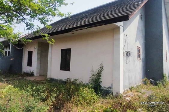 Image 6 from Vila 3 Kamar Tidur Riverside untuk Direnovasi Dijual Hak Milik di Bali Seminyak