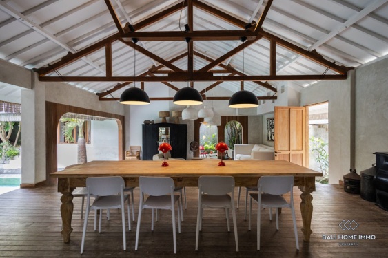 Image 6 from Villa familiale de 4 chambres à coucher à vendre à Berawa Bali