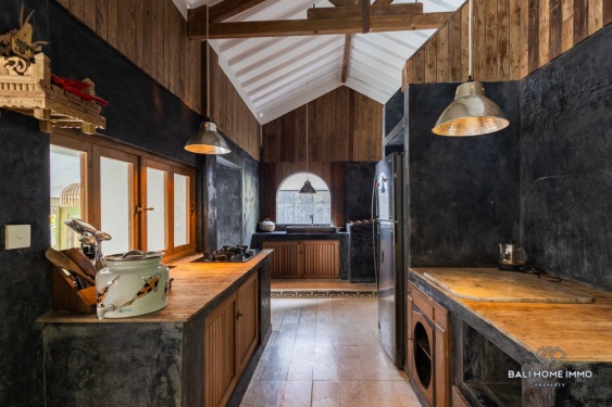 Image 7 from Villa familiale de 4 chambres à coucher à vendre à Berawa Bali