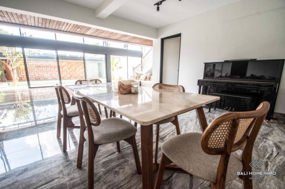 Image 8 from VILA 3 KAMAR TIDUR YANG LAPANG UNTUK DIJUAL DI KUTA