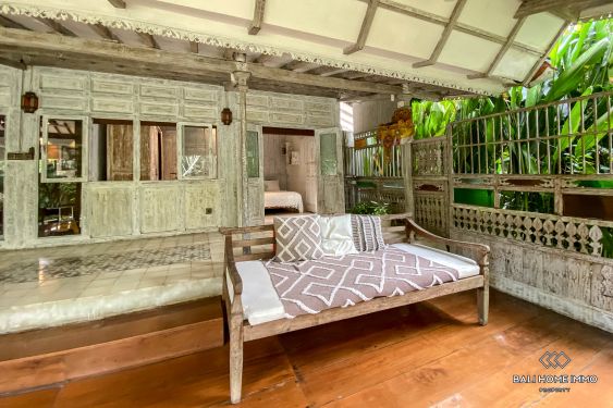 Image 3 from Villa de style rustique de 3 chambres à vendre en bail à Bali Canggu Nelayan Beach