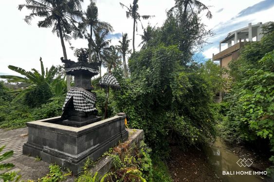 Image 3 from Dijual Tanah Pinggir Sungai 5 Are di Zona Pariwisata dekat Pantai Cemagi