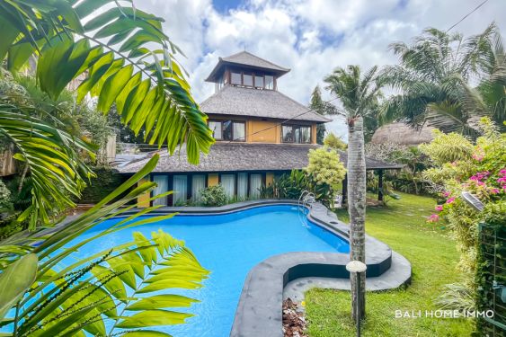 Image 3 from SERENE 3 BEDROOM VILLA SURROUNDED BY EXPANSIVE GREENERY FOR SALE FREEHOLD IN UNGASAN