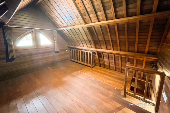 Image 5 from Serene Joglo Style 2 Bedrooms Villa for rent in Berawa