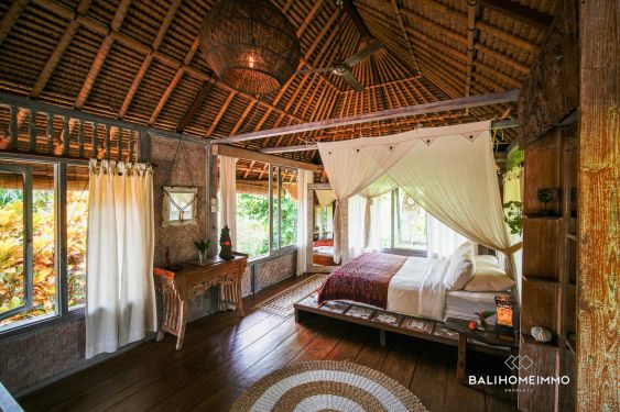 Image 11 from Vila Tropis Tenang 1 Kamar di Ubud