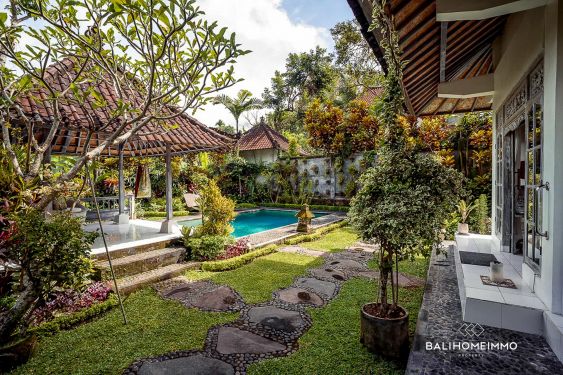 Image 1 from Vila Tropis Tenang 3 Kamar di Ubud