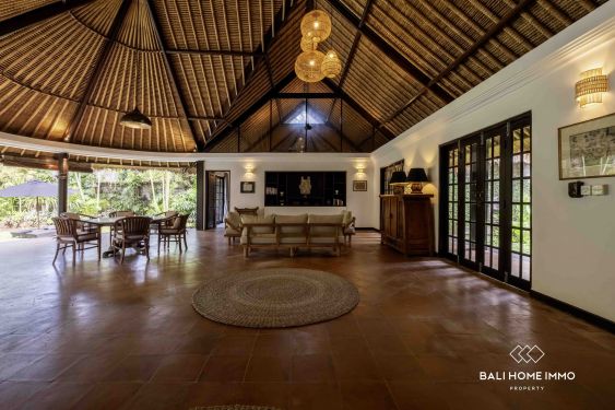 Image 3 from Disewakan Vila Keluarga 3 Kamar dengan Taman di Seminyak