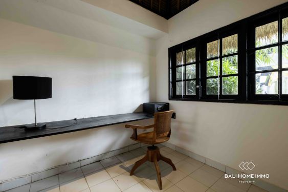 Image 11 from Spacious 3-Bedroom Family Villa with Garden for Rent in Seminyak
