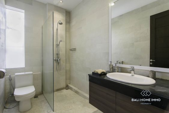 Image 13 from Vila Luas 3 Kamar Tidur dengan Pemandangan Laut untuk Disewa di Nusa Dua