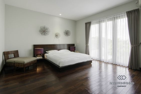 Image 7 from Vila Luas 3 Kamar Tidur dengan Pemandangan Laut untuk Disewa di Nusa Dua